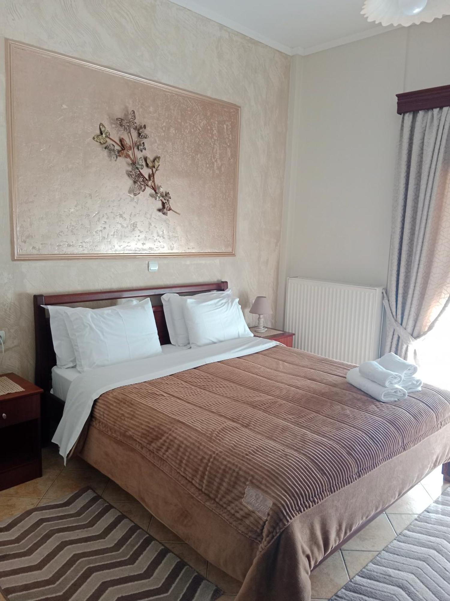 Xenonas Arxontiko Appartement Káto Loutrákion Buitenkant foto