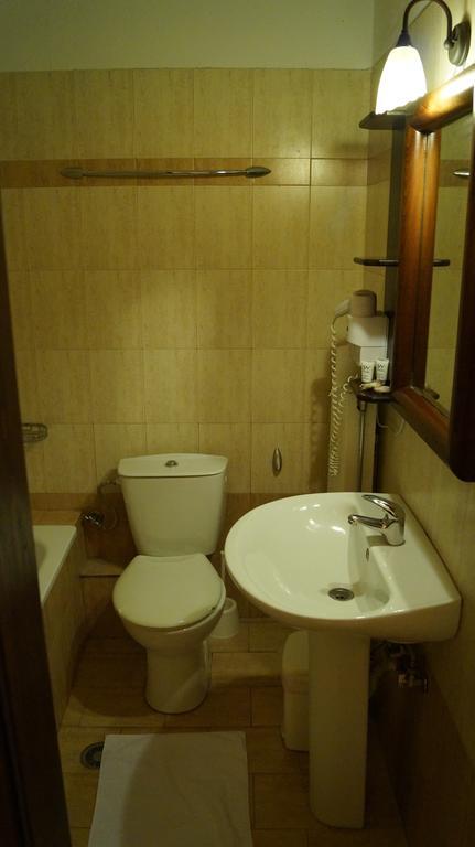 Xenonas Arxontiko Appartement Káto Loutrákion Kamer foto