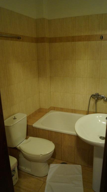 Xenonas Arxontiko Appartement Káto Loutrákion Kamer foto